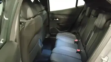 Photo 14 Peugeot 2008  Hybrid 145 e-DCS6