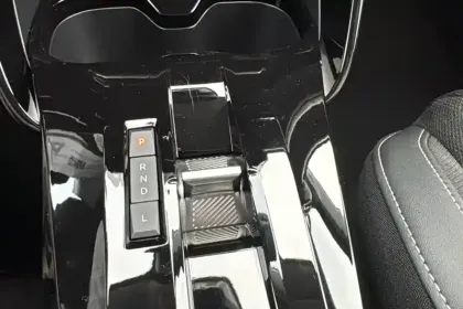 Photo 55 Citroën C3 Aircross  Hybride 145 e-DCS6