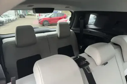 Photo 13 Citroën C3 Aircross  Hybride 145 e-DCS6