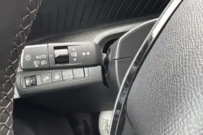 Photo 77 Citroën C3 Aircross  Hybride 145 e-DCS6