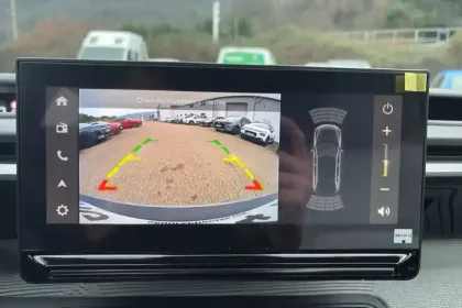 Photo 88 Citroën C3 Aircross  Hybride 145 e-DCS6