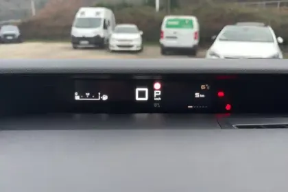 Photo 16 Citroën C3 Aircross  Hybride 145 e-DCS6