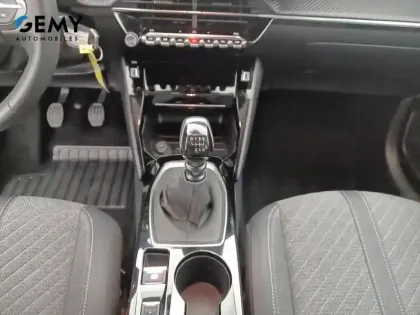 Photo 15 Peugeot 208  PureTech 100 S&S BVM6