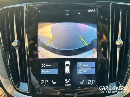 Photo 24 Volvo V60  T8 Twin Engine 303 ch + 87 ch Geartronic 8