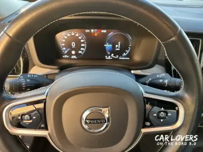 Photo 10 Volvo V60  T8 Twin Engine 303 ch + 87 ch Geartronic 8