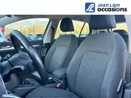 Photo 10 Volkswagen Golf  1.5 TSI ACT OPF 130 BVM6