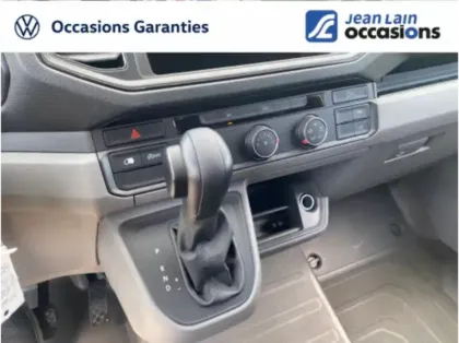 Photo 13 Volkswagen Crafter  VAN 35 L3H3 2.0 TDI 140 CH BVA