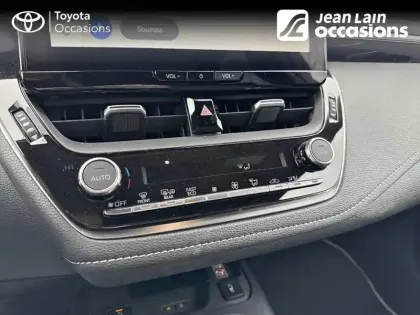Photo 13 Toyota Corolla  Touring Sports Hybride 140ch