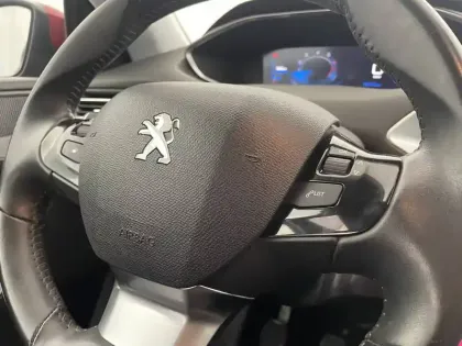 Photo 60 Peugeot 308  PureTech 110ch S&S BVM6