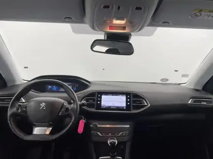 Photo 29 Peugeot 308  PureTech 110ch S&S BVM6