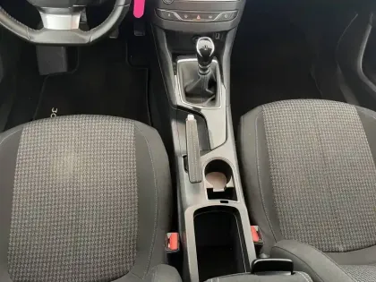 Photo 24 Peugeot 308  PureTech 110ch S&S BVM6