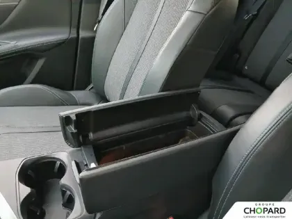 Photo 18 Peugeot 3008  Puretech 130ch S&S EAT8