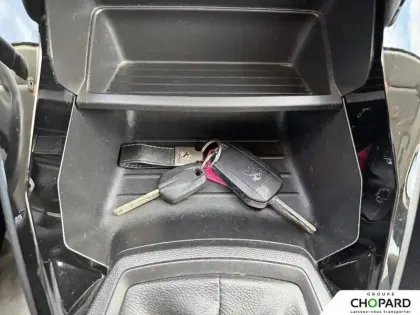 Photo 50 Peugeot 208  PureTech 75 S&S BVM5