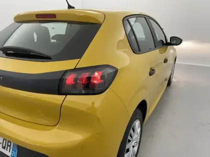 Photo 28 Peugeot 208  PureTech 75 S&S BVM5