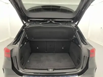 Photo 13 Mercedes GLA  250 e Hybrid EQ 8G-DCT