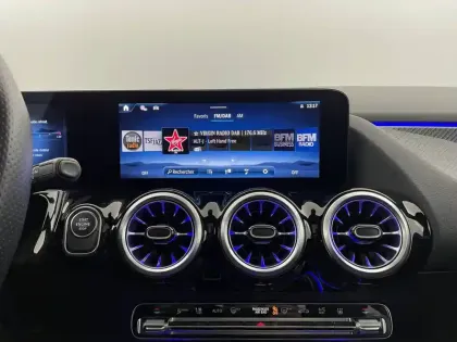 Photo 20 Mercedes GLA  250 e Hybrid EQ 8G-DCT