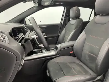 Photo 14 Mercedes GLA  250 e Hybrid EQ 8G-DCT