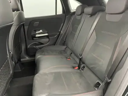 Photo 15 Mercedes GLA  250 e Hybrid EQ 8G-DCT