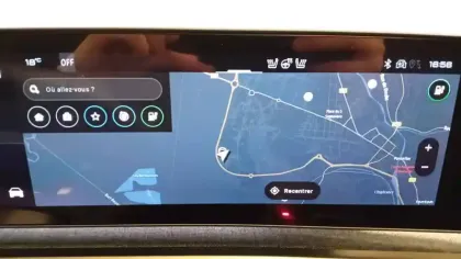 Photo 12 Peugeot 3008  Electrique 210 ch 73 kWh