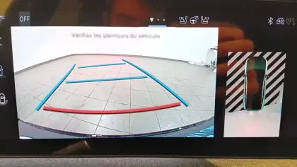 Photo 17 Peugeot 3008  Electrique 210 ch 73 kWh