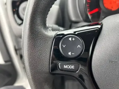 Photo 18 Peugeot 108  VTi 72ch S&S BVM5