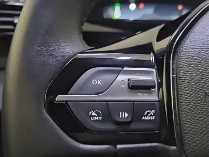 Photo 54 Peugeot 308  BlueHDi 130ch S&S EAT8