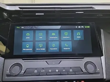 Photo 22 Peugeot 308  BlueHDi 130ch S&S EAT8