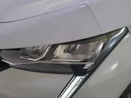 Photo 15 Peugeot 308  BlueHDi 130ch S&S EAT8