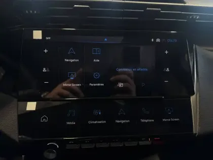 Photo 10 Peugeot 408  Electrique 58 kWh 210ch