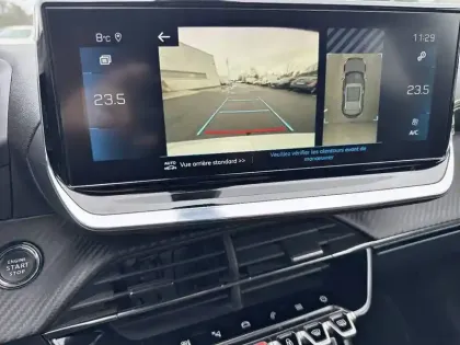 Photo 19 Peugeot 2008  PureTech 130 S&S EAT8