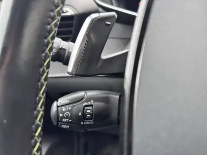 Photo 14 Peugeot 2008  PureTech 130 S&S EAT8