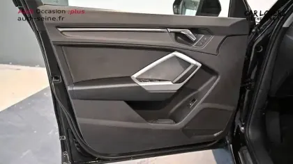 Photo 13 Audi Q3  35 TFSI 150 ch S tronic 7