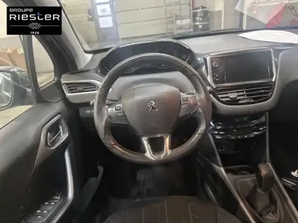 Photo 8 Peugeot 2008  PureTech 82ch BVM5