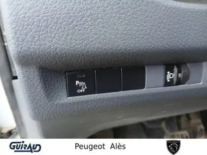 Photo 33 Peugeot Expert  FGN TOLE STANDARD ELECTRIQUE 50KWH 136