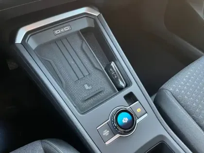 Photo 18 Volkswagen T-roc  1.5 eTSI EVO2 Hybrid 116 ch DSG7