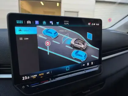 Photo 24 Volkswagen T-roc  1.5 eTSI EVO2 Hybrid 116 ch DSG7