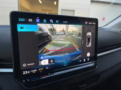 Photo 23 Volkswagen T-roc  1.5 eTSI EVO2 Hybrid 116 ch DSG7