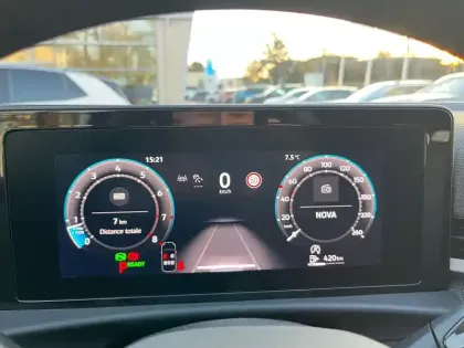 Photo 17 Volkswagen T-roc  1.5 eTSI EVO2 Hybrid 116 ch DSG7