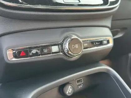 Photo 27 Volvo Xc40  D3 AdBlue 150 ch Geartronic 8