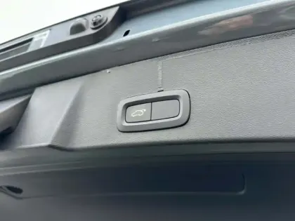 Photo 7 Volvo Xc40  D3 AdBlue 150 ch Geartronic 8