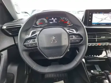 Photo 8 Peugeot 2008  BlueHDi 130 S&S EAT8