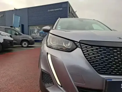 Photo 15 Peugeot 2008  BlueHDi 130 S&S EAT8