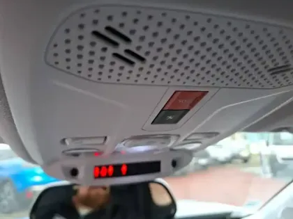 Photo 23 Peugeot 2008  BlueHDi 130 S&S EAT8