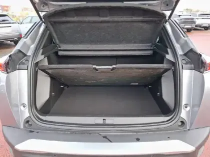 Photo 5 Peugeot 2008  BlueHDi 130 S&S EAT8