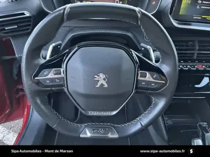 Photo 18 Peugeot 208  PureTech 100 S&S EAT8