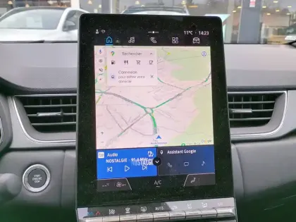 Photo 22 Renault Captur  E-Tech full hybrid 145 ch