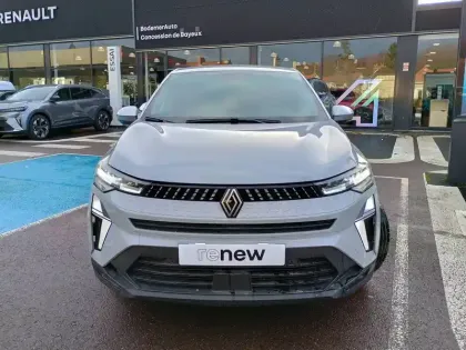 Photo 7 Renault Captur  E-Tech full hybrid 145 ch