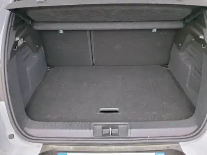 Photo 16 Renault Captur  E-Tech full hybrid 145 ch