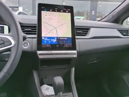 Photo 10 Renault Captur  E-Tech full hybrid 145 ch