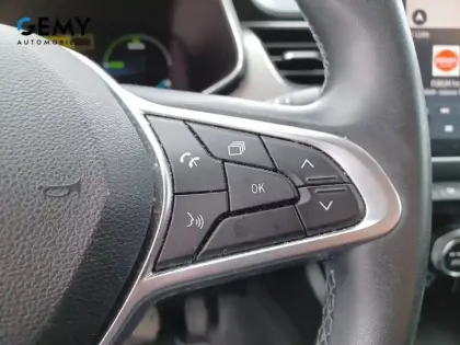 Photo 14 Renault Arkana  E-Tech hybride 145 - 22